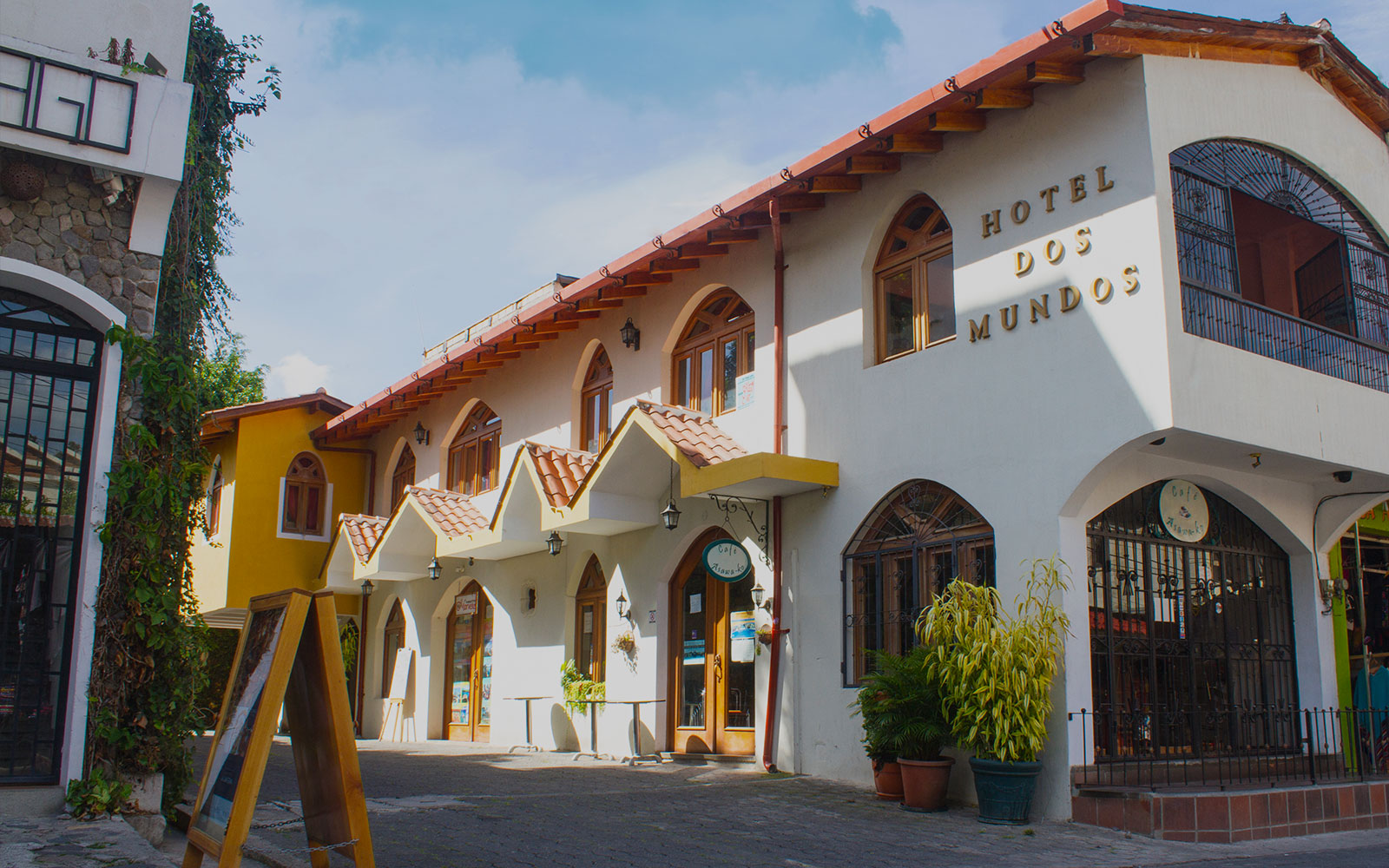 Hotel Dos Mundos Panajachel